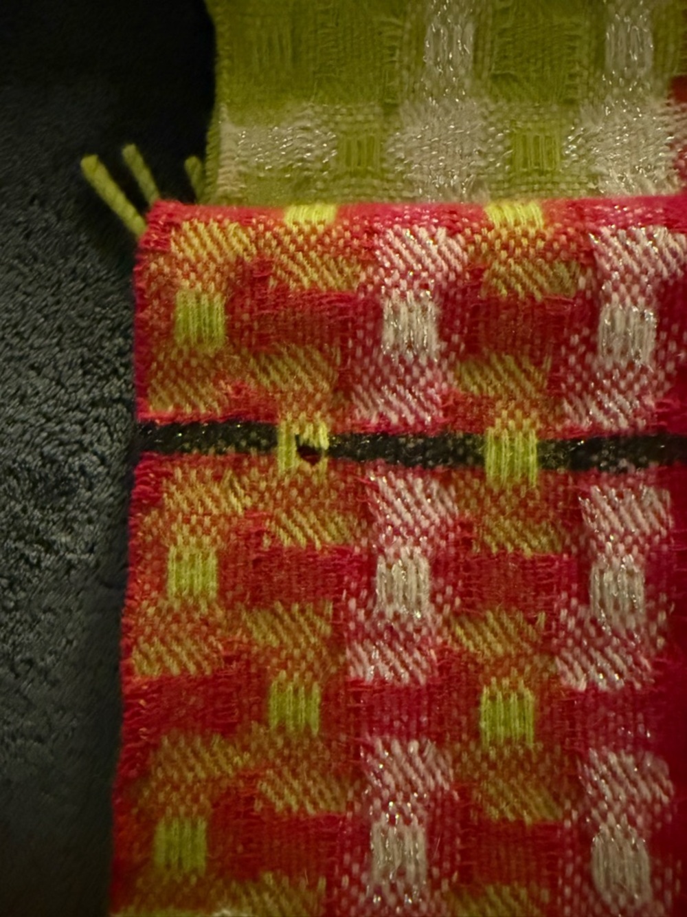Burberry scarf - Picture 3 of 3
